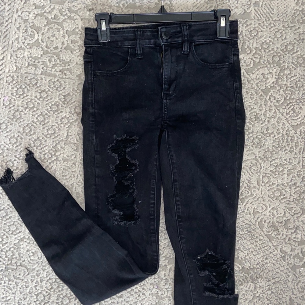 American Eagle Black Ripped Jeans - Size 2 Regular
